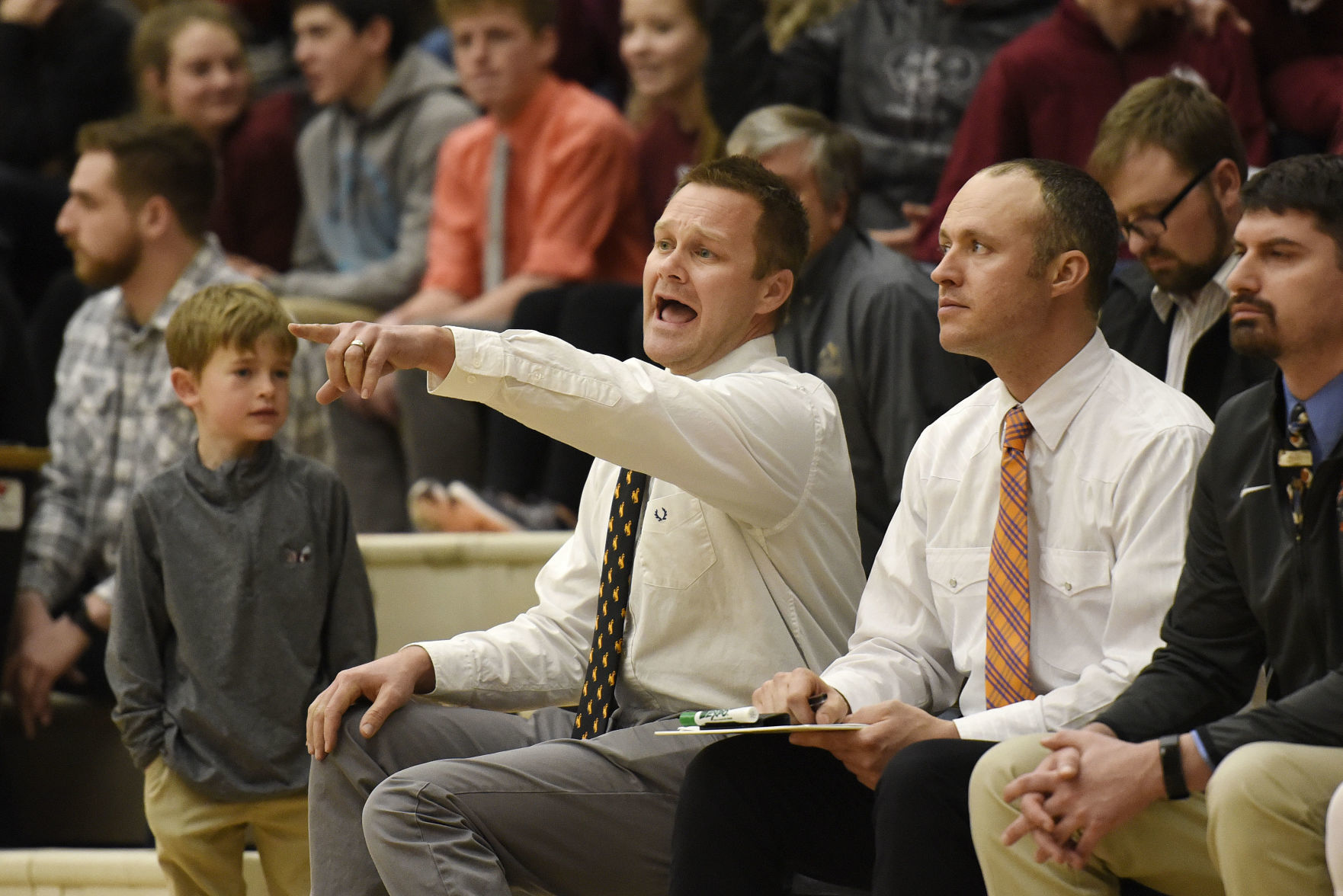 Broncs basketball